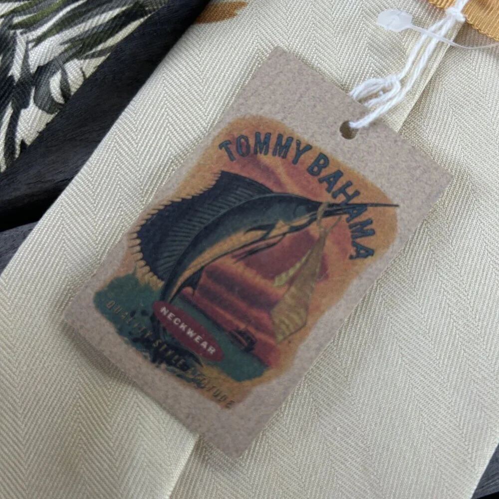 Tommy Bahama 100% Silk Hawaiian Hula Dancer Wide Tie NWT